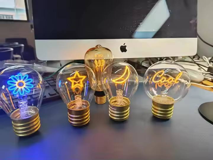 💡Tu espacio ahora tiene personalidad 🔌 Recargable y único